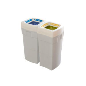 Dos papeleras Milán de 60L unidas formando una isla de reciclaje para la separación de residuos en oficinas y colegios.